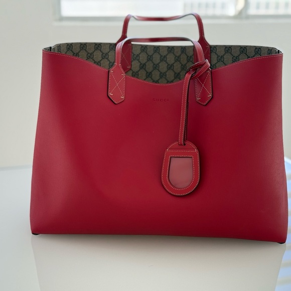 Authentic Gucci Reversible Large Leather Tote Bag - Picture 8 of 16